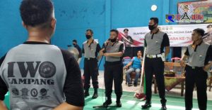 HUT Bhayangkara Ke 74, IWO Sampang Turunkan 3 Pasangan Pebulutangkis Ganda