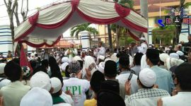 Saat berlangsung aksi para habaib dan ulama' terhadap  penolakan keras RUU HIP didepan kantor DPRD Kab. Sampang. 