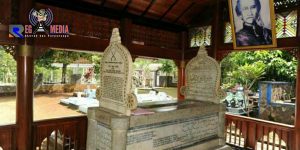 Makam Pahlawan Cut Nyak Dhien Masih Diatas Tanah Orang Lain