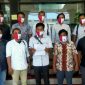 Gas Jatim ketika melakukan konferensi Pers di depan Kantor Gubernur Jatim