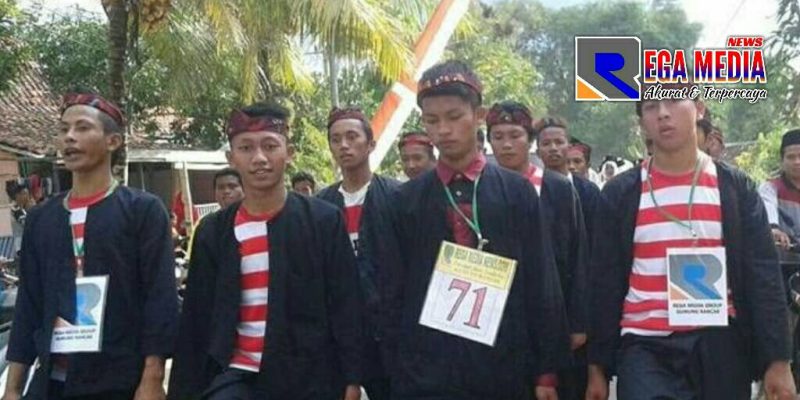 Sejumlah remaja dari Kecamatan Robatal, Sampang, saat mengikuti lomba gerak jalan pada tahun sebelumnya.