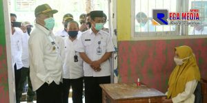 Bupati Sampang Tinjau Uji Coba Pembelajaran Tatap Muka SMAN 1 Ketapang