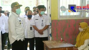 Bupati Sampang Tinjau Uji Coba Pembelajaran Tatap Muka SMAN 1 Ketapang