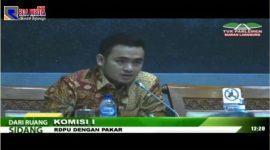 Anggota Komisi I DPR RI Fraksi Partai Gerindra R Imron Amin, saat 
Rapat Dengar Pendapat Umum Komisi I DPR RI dengan pakar/akademisi, di Gedung Nusantara I DPR RI.
