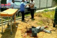 Jasad korban pembunuhan di Komplek Pemakaman Umum Dusun Binteng, Desa Tengket, Arosbaya, Bangkalan, 