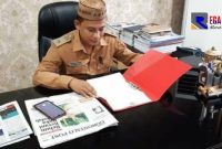 Kepala Desa Ilangata (Sumarjin Moohula), saat dikonfirmasi diruang kerjanya, Rabu (29/9/20).