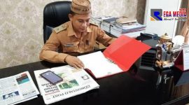 Kepala Desa Ilangata (Sumarjin Moohula), saat dikonfirmasi diruang kerjanya, Rabu (29/9/20).