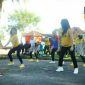Diva Aero Dance, Oby CS dan HMGU saat memperagakan senam goyang Gorontalo Utara.