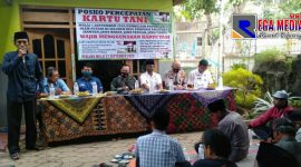Komisi B DPRD Bangkalan (Abdul Azis) saat sosialisasi dan pendataan terkait dengan program kartu tani.