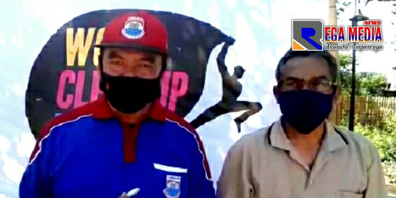 Kepala Dinas Lingkungan Hidup Kota Cimahi, Muhammad Ronny (kiri).