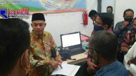 Anggota Komisi II DPRD Kab.Sampang (Alan Kaisan) saat sidak ke kantor Cabang Bank BNI Sampang.