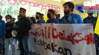 Aktivis PMII Demo Anggota Legislatif Bangkalan