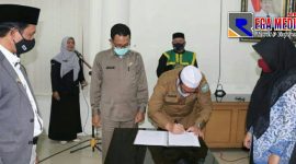 Penandatangan SK 6 pejabat Pemkab Aceh Selatan yang dimutasi.