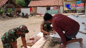 Mushollanya Diperbaiki Koramil Robatal, Warga : Terima Kasih Pak