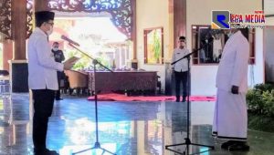 Kukuhkan Imam Besar Masjid Agung Asy-Syuhada Pamekasan, Bupati Baddrut: Selamat Bekerja