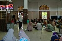 Ket: Yayasan Usman Al Farsy saat Sosialisasi pemindahan tatap muka belajar mengajar SD Nurul Hikmah Pamekasan dengan wali murid.
