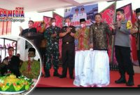 Bupati Sampang (H. Slamet Junaidi) saat launching RSD Ketapang didampingi Forkopimda Kab.Sampang.