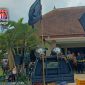 Massa aksi unjuk rasa dari RAR saat menyampaikan orasinya di depan kantor Dinas Sosial Kabupaten Bangkalan.