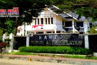 Tampak depan kantor Bupati Aceh Selatan.