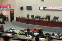 Berlangsungnya rapat paripurna pengesahan Rancangan Peraturan Daerah (Raperda) Anggaran Pendapatan Dan Belanja Daerah (APBD) Tahun Anggaran (TA) 2021.