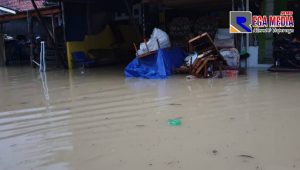 Curah Hujan Tinggi, Beberapa Titik di Kota Sampang Mulai di Genangi Banjir