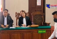 Bos BPR Legian (Titian Wilaras) saat menjalani sidang putusan di Pengadilan Negeri Denpasar, Bali.