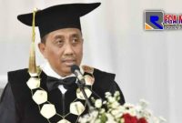 Rektor Universitas Trunojoyo Madura (Muh. Syarif).