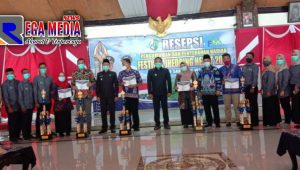 Bupati Sampang Serahkan Hadiah Festival Jhedding Hebat 2020