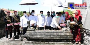 Peringati Harjad Sampang Ke 397, Bupati H Slamet Junaidi Ziarah Makam Rato Ebuh