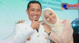 Wakil Bupati Pamekasan (H. Raja'e) bersama istri waktu semasa hidup.