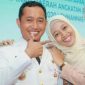 Wakil Bupati Pamekasan (H. Raja'e) bersama istri waktu semasa hidup.