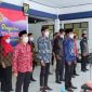 Camat Robatal (H. Ach. Firdausi) saat mengukuhkan pengurus Karang Taruna Kecamatan Robatal.