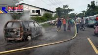 Satu Unit Mobil Hangus Terbakar di Jalan Raya Tangkel Suramadu