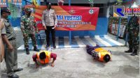 Tujuh Pelanggar Prokes Covid-19 di Sampang Disanksi Push Up