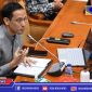 (Mendikbud) Nadiem Makarim meniadakan Ujian Nasional (UN) dan ujian kesetaraan tahun 2021.