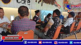 Forum Sampang (Forsa) Hebat saat melaksanakan rapat Laporan Pertanggung Jawaban (LPJ) Keuangan disalah satu cafe di Sampang.