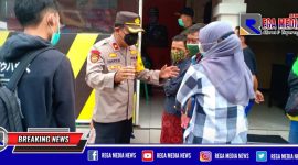 Kapolsek Asemrowo (Kompol Hari Kurniawan)  memberikan himbauan kepada warga agar tetap menerapkan protokol kesehatan.