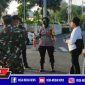 Kapolsek Kenjeran saat melaksanakan giat penyekatan skala besar bersama tiga pilar.