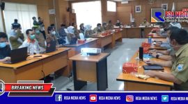 Rapat evaluasi PPKM tahap ll, di gedung A area perkantoran Pemkot  Cimahi.