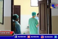 Team DVI Polda Jatim saat melakukan identifikasi di ruang autopsi RSUD Moh. Zyn Sampang.
