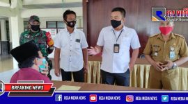 Ketua Pengadilan Negeri Bangkalan (Dr.  Maskur Hidayat) saat monitoring program Peter Sicora di Kecamatan Sepulu, Bangkalan.