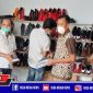 Ketua KADIN Pamekasan (Suhartono) dan rombongan saat mengunjungi WUB pembuatan sepatu di Desa Pasangger Pegantenan.
