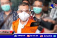 Walikota Cimahi (Ajay M Priatna) mengenakan rompi tahanan KPK.