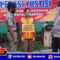 Operasi Yustisi: petugas saat memberikan sanksi sosial kepada pengunjung Pasar Srimangunan yang tidak mematuhi protokol kesehatan.