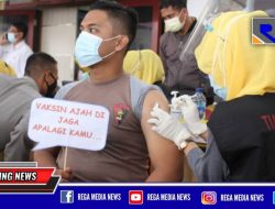 Ratusan Anggota Polres Sampang Disuntik Vaksin Covid-19