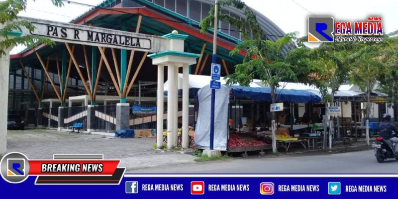 Pasar Margalela, Jl. Syamsul Arifin, Sampang, Madura.