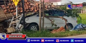 Mobil Inova di Tanjung Bumi Bangkalan Seruduk Langgar