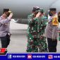 Panglima TNI dan Kapolri saat pertemuan dengan Satuan Tugas (Satgas) Nemangkawi dalam rangkaian kunjungan kerja (kunker) ke Papua. 