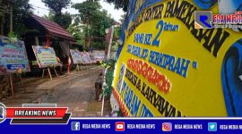 Karangan Bunga berjejer di tempat acara puncak anniversary JCP yang ke-2.