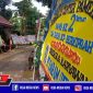Karangan Bunga berjejer di tempat acara puncak anniversary JCP yang ke-2.